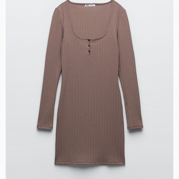 Zara Ribbed Dress with buttons - Picture 1 of 1